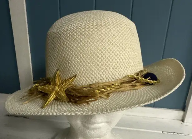 Vintage Kathy Jeanne White Straw Brimmed Straw Hat Nautical Starfish Detail
