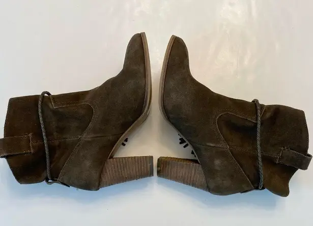 Dolce Vita Melah Western Ankle Boots Booties Tassel Fringe 7.5 Olive Brown Suede Size undefined