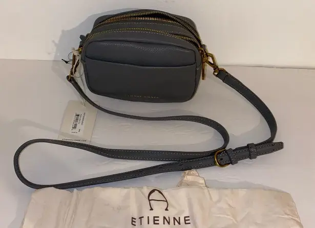Etienne Aigner - Adeline Mini Ca Double Zip Crossbody Camera bag โslateโ gray ๐