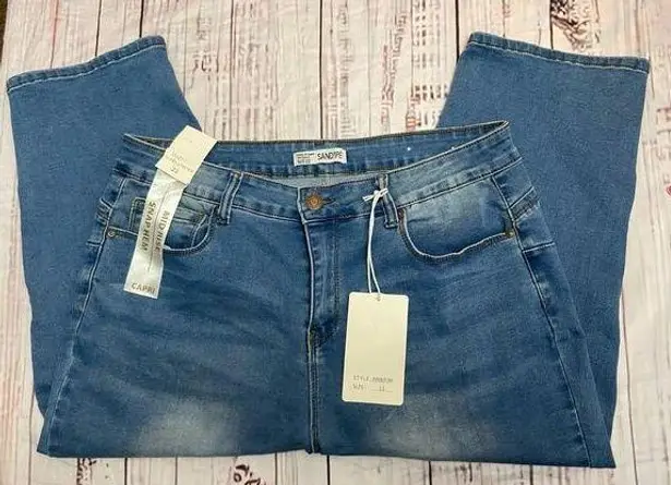 Sandpiper Mid Rise Capri Womens 22 Super Stretch Snap Hem Medium Wash Pocket NWT Blue Size undefined