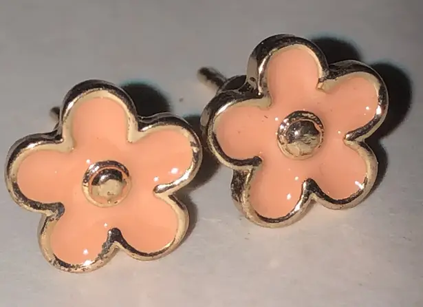 Gold Tone and Peach Pink Dainty Flower Stud Earrings