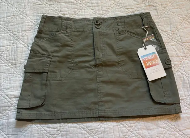 Cali 1850 Mini Green Cargo Skirt
