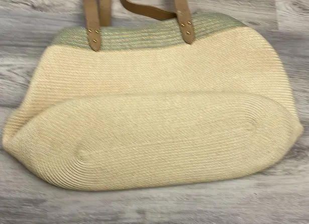 Sun N Sand Sun 'N' Sand Beige Woven Straw Magnetic Snap Close Shoulder Bag 19.5" X 11.5"