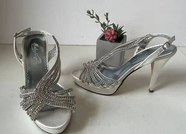 Michaelangelo Donatella Brivory Heeled Sandals Size 7.5M White Crystals Strappy