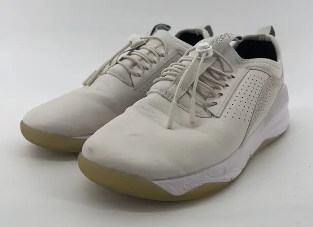 Clove Classic Women 8 Slip On Shoes Sneakers Cream White Healthcare Nursing