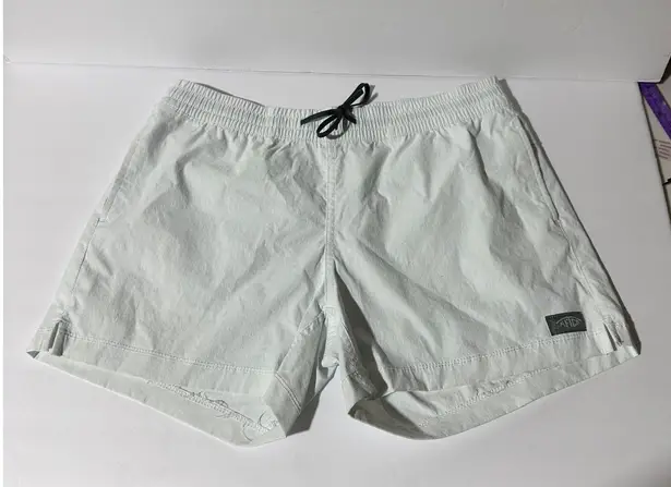 AFTCO American Fishing Tackle Co. Women's Shorts White Elastic Waist size small
