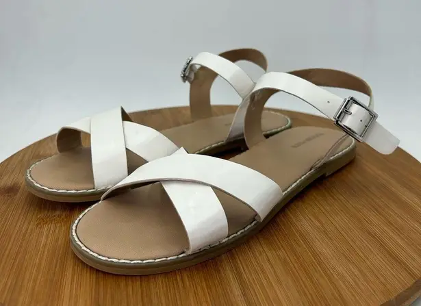 Tucker + Tate sandals size 5M White and Tan