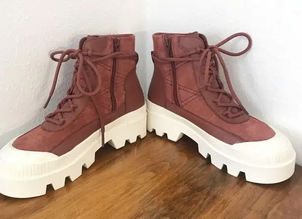 Gianni Bini New  Rust Red Leather Platform Lug Sole Boot Sneaker High Top Size 7