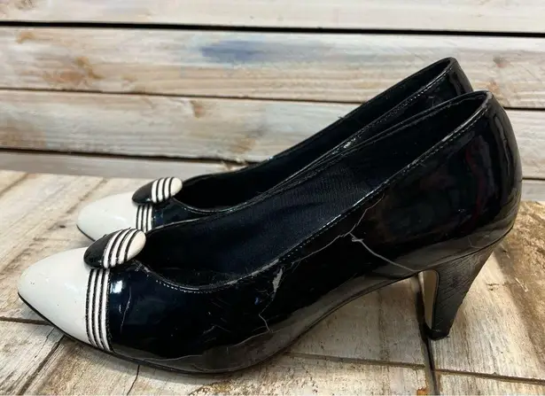 Vintage 80s 90s Black White Patent Two Tone Button Pointed Toe Retro Heels 8M Size 8