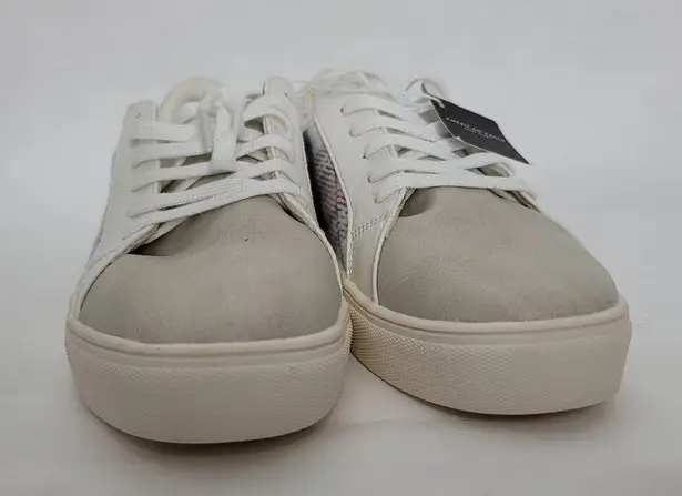 American Eagle  Outfitters Womens 8 White & Plaid Sneaker Shoes