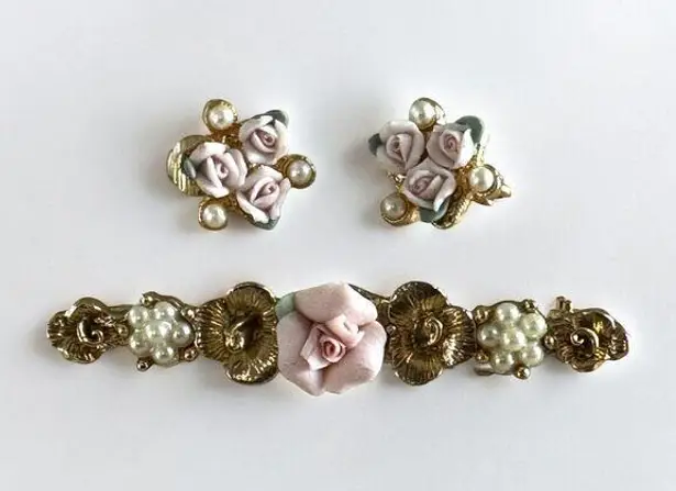 The Bar Vintage 1928 Brooch & Earrings Pink Porcelain Rose Victorian Revival