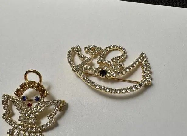 Lot Of 2 Prong Set Rhinestone Christmas Holiday Angels Brooch Pin Gold Tone