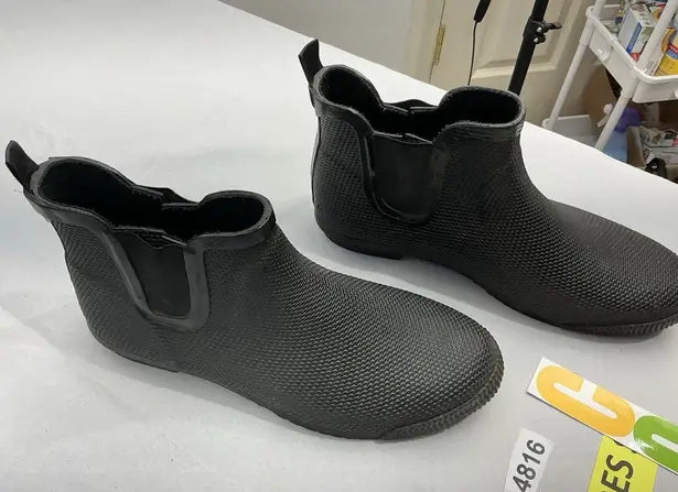 Womans Cougar Pull On Ankle Rain Boots 11 Black Rubber Stretch