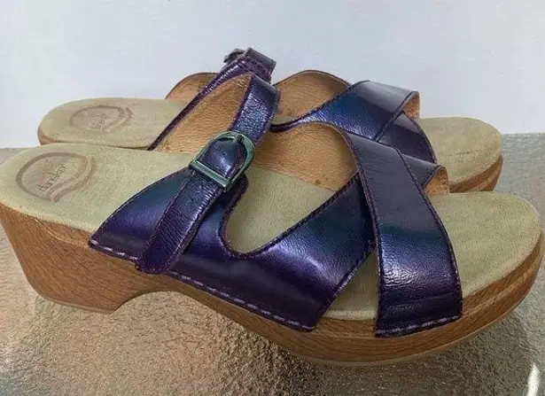 Dansko  'Sela' purple Criss Cross Leather clogs Sandals Size 40