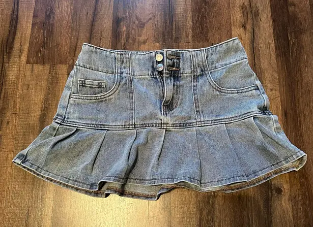 PacSun Pleated Low Rise Denim Mini Skirt 26 Size