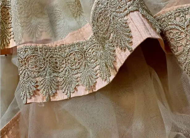 Handmade Women's Wedding/Party Dresses/Indian Traditional/Ethnic/ Dress/ Outfit/ Western