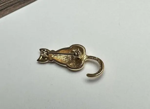 Small Kitty Cat Brooch Pin Rhinestone Collar Gold Tone Signed Carolee