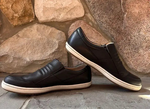 Taos Zipward Slip On Sneaker in Black Leather Orthotic Cushioned Size 8.5