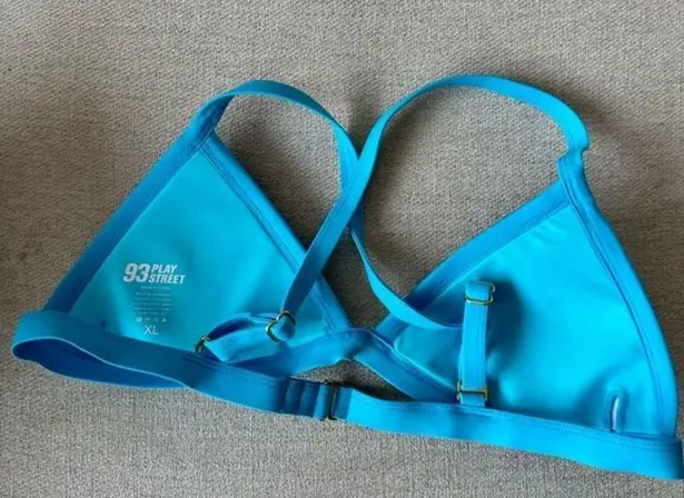 93 play street Serena bubble blue triangle bikini top new XL