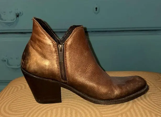 Liberty Black Copper/bronze Cracked Metallic Booties leather made in Mexico Brown Size 8