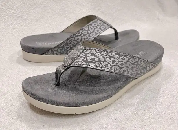 Spenco Orthotic Thong Sandals in Grey Shimmer Cheetah Print 9.5 Gray
