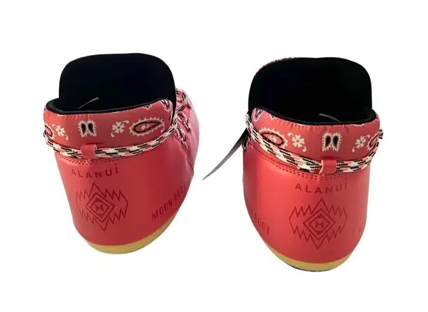 The Moon NEW ALANUI x BOOTS Bandana Print Winter Pink Boots Sz 39/40