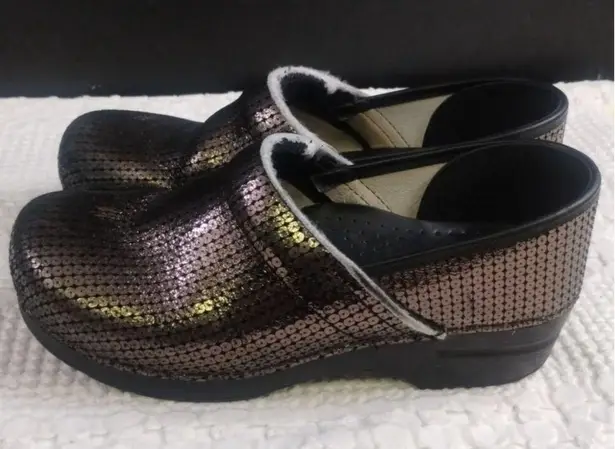 Dansko Women's Silver Shoes/Clogs/Slip-ons Size 41 SKU 3339