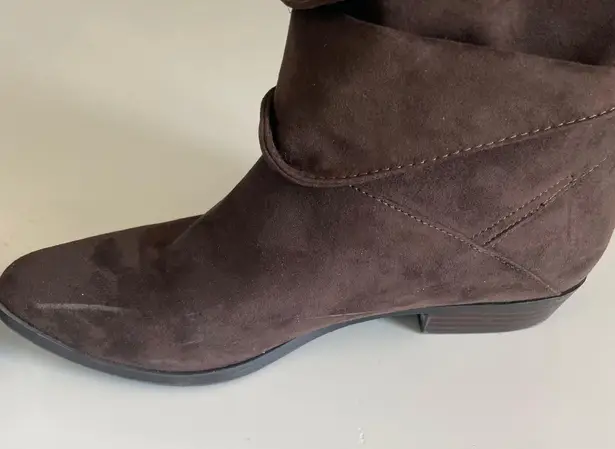 Indigo rd. Brown faux suede boots