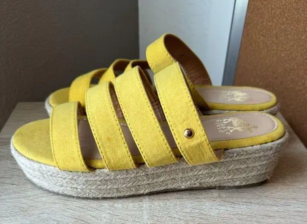 Toes Yellow Espadrille Platform Sandals - Size 10