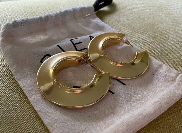 Madewell  Chunky Gold Hoop Earrings