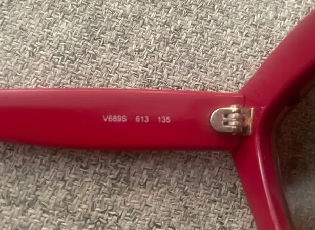 Red Valentino Authentic Valentino V689S Red/Gold “Lips” Sunglasses