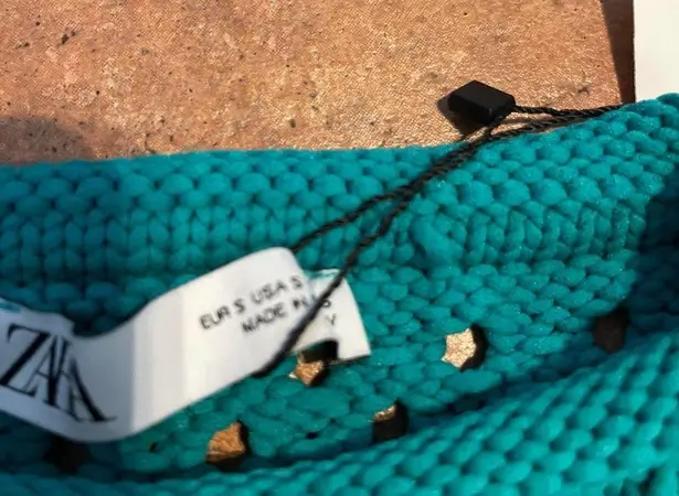 ZARA  knit crop sweater new with tags