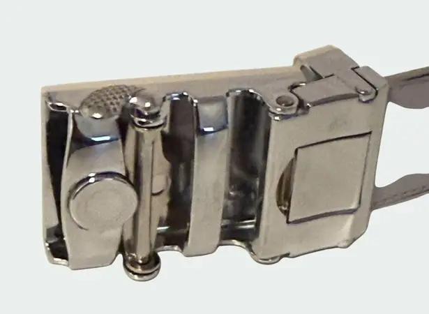 Falari Automatic Ratchet Belt Size Medium Adjustable Buckle Gray Leather Strap