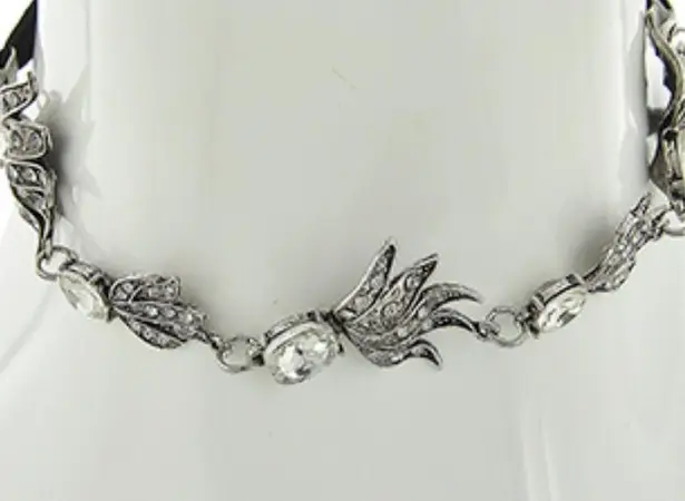 SILVER TONE CLEAR RHINESTONE CHOKER & EARRINGS