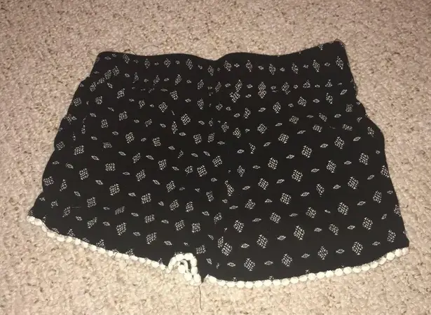 Full Tilt Tillys Black Patterned Shorts