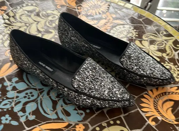 Nine West  GLITTER FLAT SHOES Sz: 7