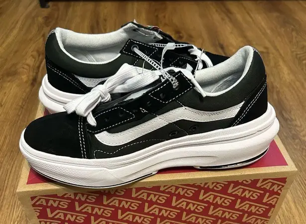 Vans  old skool over black suede platform shoes sneakers women’s 8 new