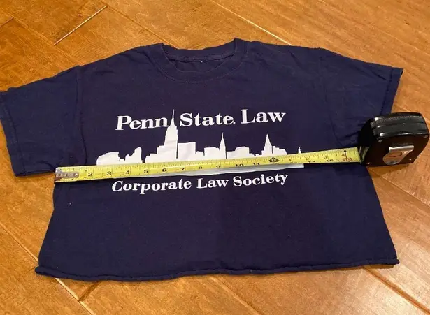 Penn State University Law Corporate Law Society Cropped Tee Shirt Blue Size M - Image 2