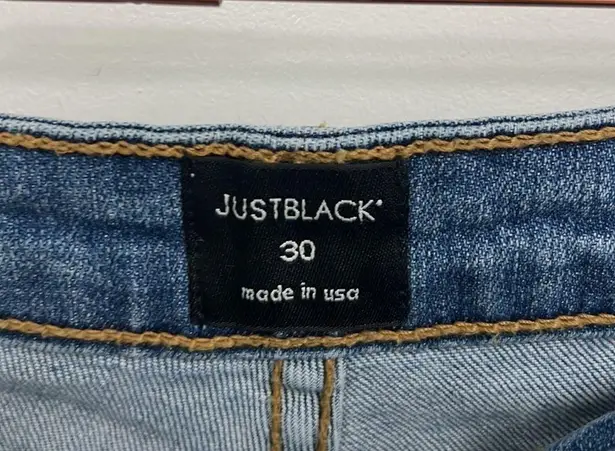 Just Black jean shorts size 30