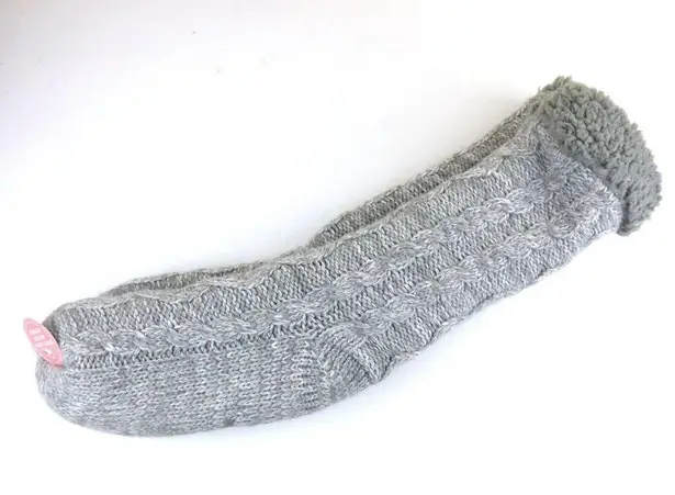 Aromasoles Lounge Socks Cable Knit One Size Gray Lined Rose Shea Butter Non Slip