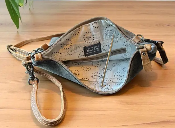 Myra Bag Gray Canvas & Leather Crossbody / Shoulder Bag – Sel de Mer Paris Print