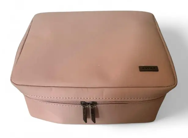 Away Blush Travel Pouch Pink