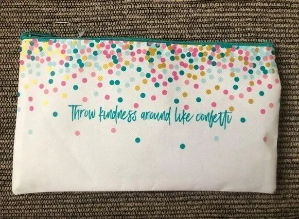 Thrive Causemetics Confetti Zipper Makeup Bag NEW NWOT