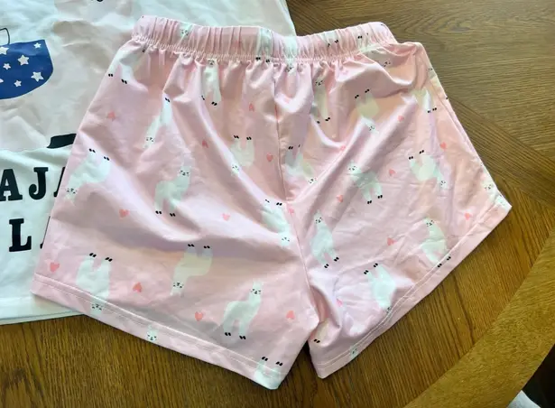 Women Short Sleeve Tee & Shorts Pajama Set Cute Alpaca Llama Sleepwear Small Multi