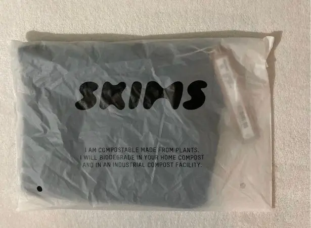 SKIMS Fits Everybody Cropped Cami XL NWT