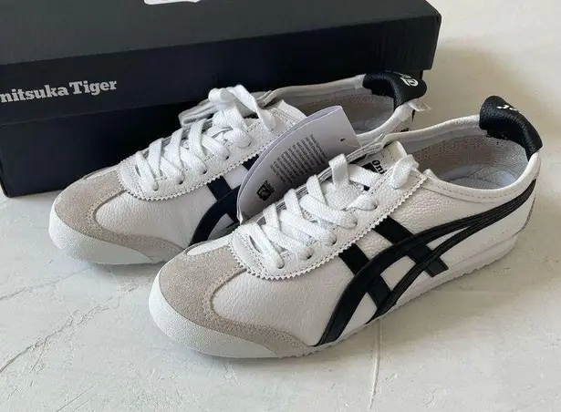 Onitsuka Tiger MEXICO 66 1183A201 126 WHITE BLACK Size US 4.5 EURO 37 NIB