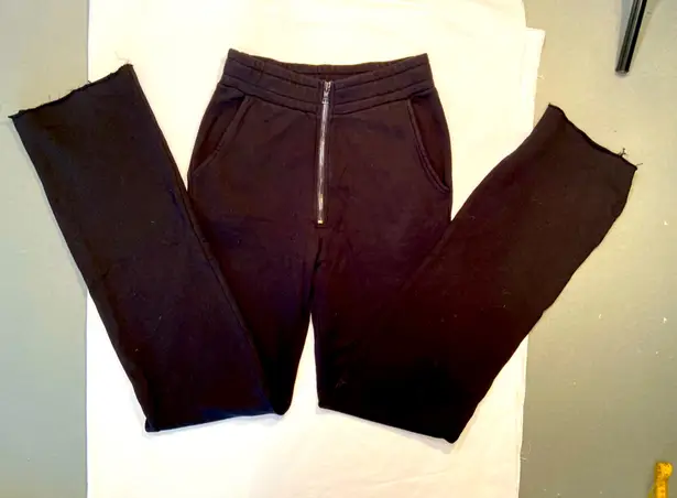 Cotton Citizen Black Jogger Sweat Pants Front Zipper and pockets, size XS small