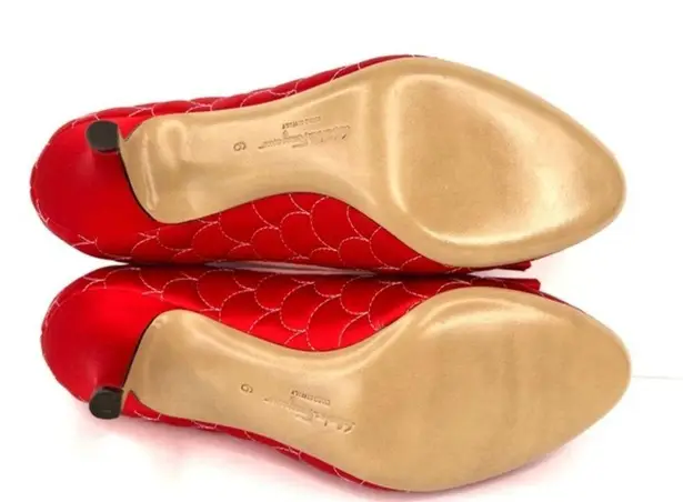 Salvatore Ferragamo Carla Quilted Red Satin Fabric Bow Vara Heel Pumps Size 6
