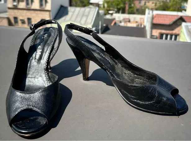 Vintage 90s Viento & Marea black leather slingback heels, size 7 retro chic Y2K