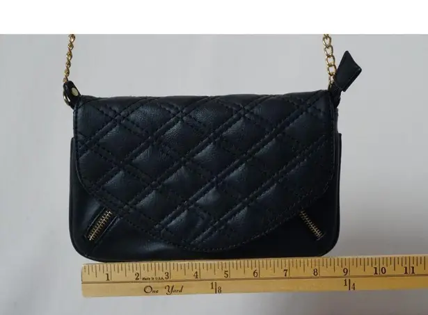 New York & Co. Black Quilted Crossbody Purse Zipper Chain Detail